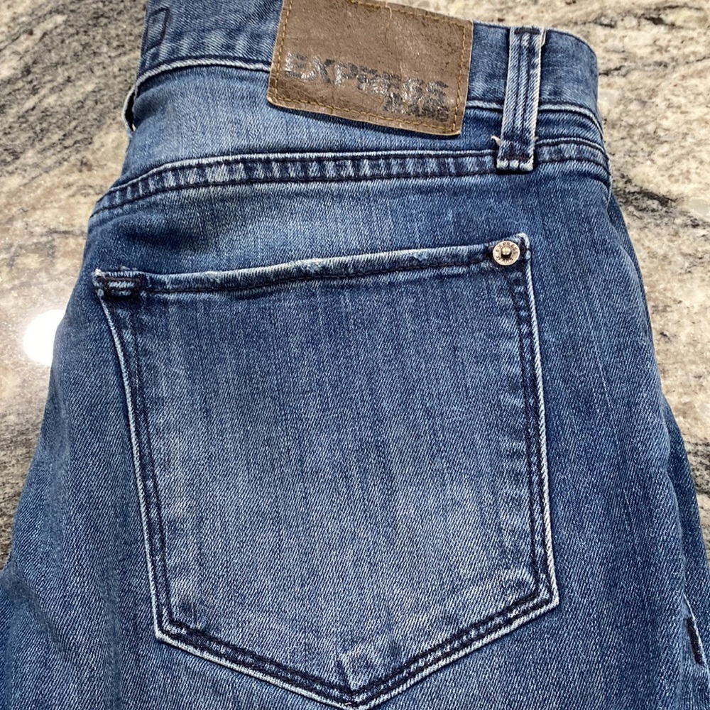 Express Jeans - Picture 2 of 6